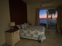 BAJA MIA SUITES AND TOURS