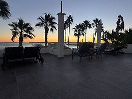 BAJA MIA SUITES AND TOURS