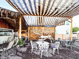 BAJA MIA SUITES AND TOURS