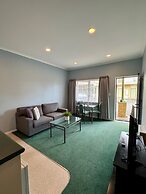 O'Reilly's Motel