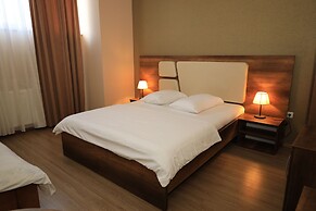 Antika Hotel