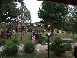 Antika Hotel