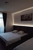 Antika Hotel