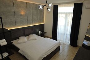 Antika Hotel