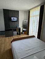 Antika Hotel