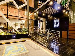 White Diamond Hotel Sari