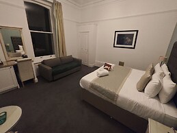 Trenython Manor Resort