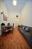 Downtown Apartments and Suites
