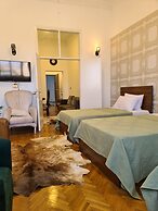 Downtown Apartments and Suites