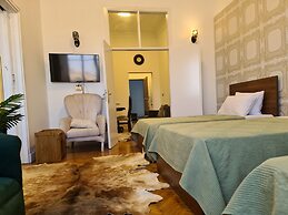 Downtown Apartments and Suites