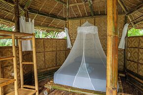 Water To Forest Ecolodge