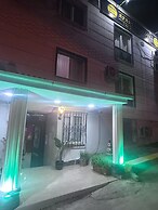 Vast Apart Otel