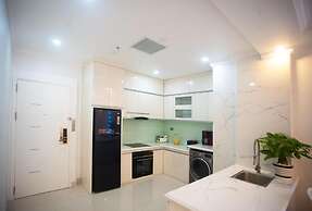 Canh Hung Palace