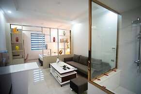 Canh Hung Palace