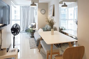 Uptown Park Suites Tower 1