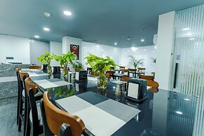 BedChambers Serviced Apartment, Golf Course, Gurgaon