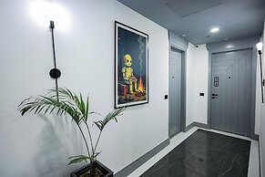 BedChambers Serviced Apartment, Golf Course, Gurgaon