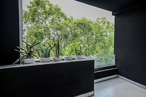 BedChambers Serviced Apartment, Golf Course, Gurgaon