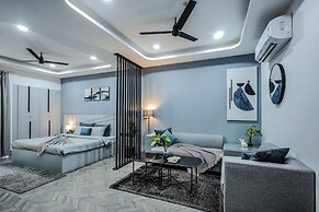 BedChambers Serviced Apartment, Golf Course, Gurgaon