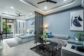 BedChambers Serviced Apartment, Golf Course, Gurgaon