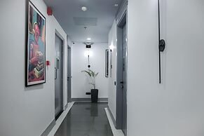 BedChambers Serviced Apartment, Golf Course, Gurgaon