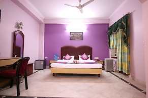Goroomgo Mayur Gwailor