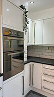 Beautiful 4 Bed House in Sheffield