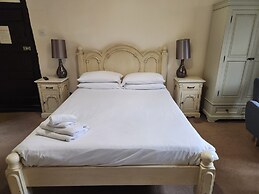 Langley Inn