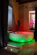 Rhome Luxury suite