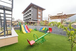 Triple Crown Resort