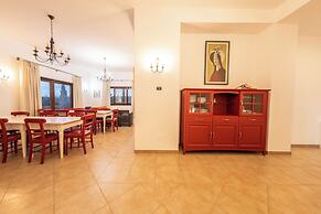 Antico Borgo Perrotta + Tripla
