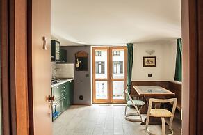 Appartamento Edolo, Bilocale & Monolocale
