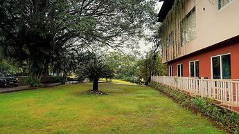 Whispering Peepul Resort