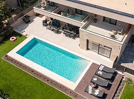 Villa Prima Lux