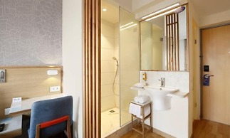 Holiday Inn Express Greater Noida Knowledge Park by IHG