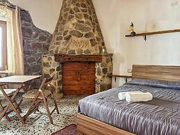 Favisi Rooms
