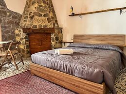 Favisi Rooms