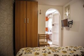 Casetta Nel Cortile