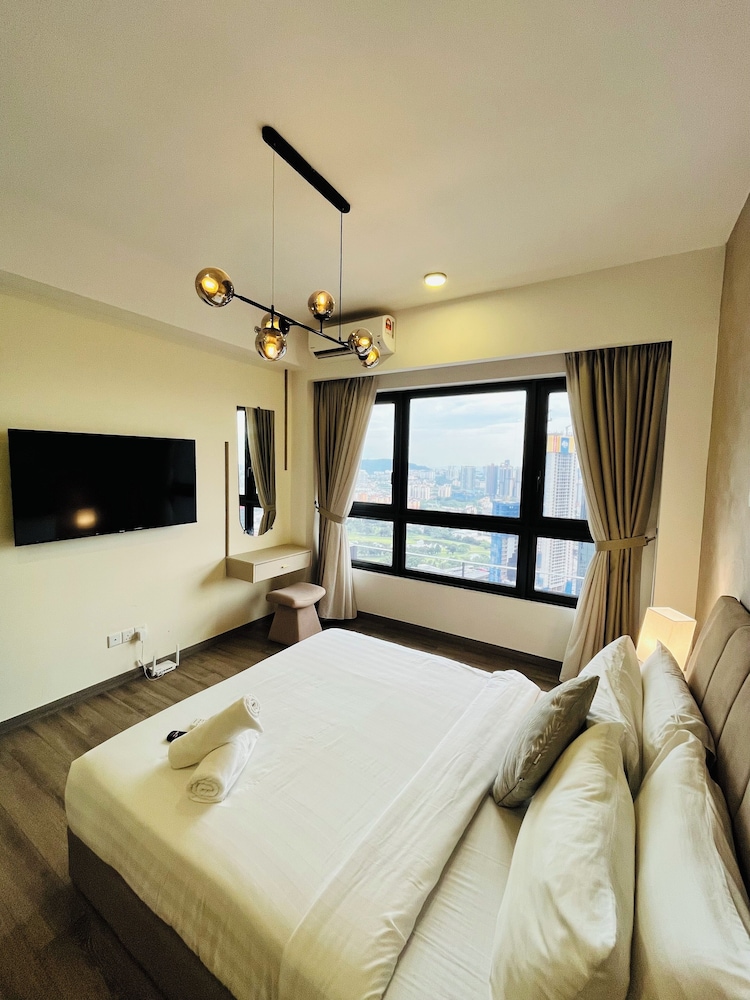AGILE Residences by Luna