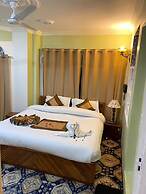 Heritage Rose Inn