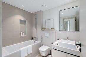 Modern 2BR Emaar Beachfront w Pvt Beach Access