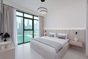 Modern 2BR Emaar Beachfront w Pvt Beach Access