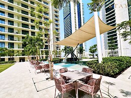 Modern 2BR Emaar Beachfront w Pvt Beach Access