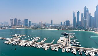 Modern 2BR Emaar Beachfront w Pvt Beach Access