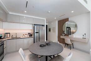Modern 2BR Emaar Beachfront w Pvt Beach Access