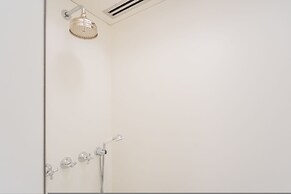 Viav by Rent All Como