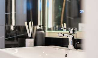Stylish 1BR at Me Do Re | Panoramic View + Parking