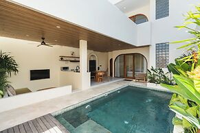 Copper Estate 2 by Alfred in Bali