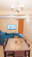 Lux Suites MacDade Apartments