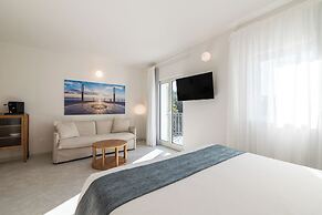 Alaxia Exclusive Apartments